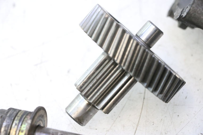 photo de WHEEL TRANSMISSION YAMAHA YP MAJESTY 125 (2002 - 2006) - High-resolution close-up