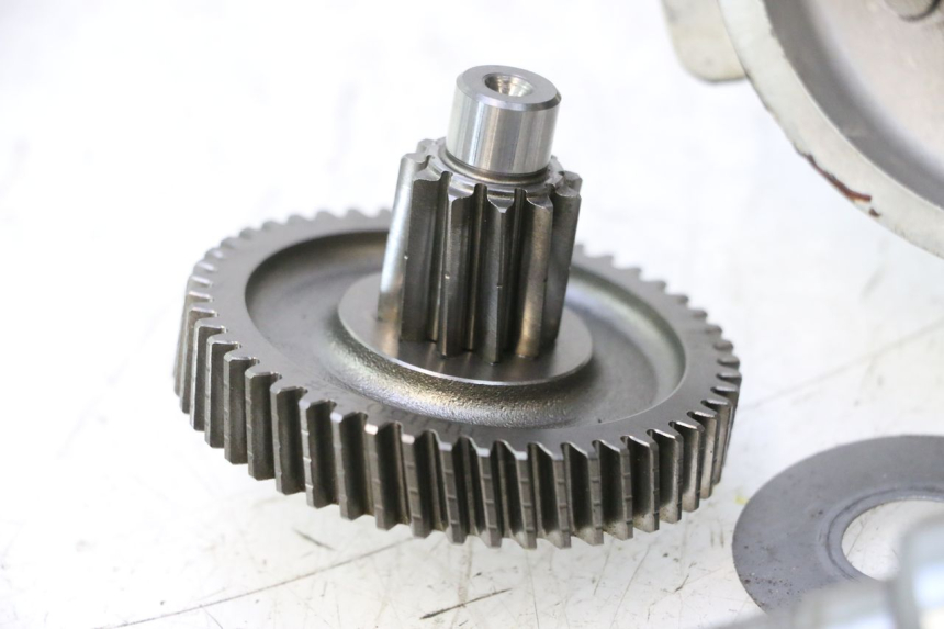 photo de REAR WHEEL SHAFT PIAGGIO ZIP IGET 4T 50 (2021 - 2023) - Detailed visual inspection
