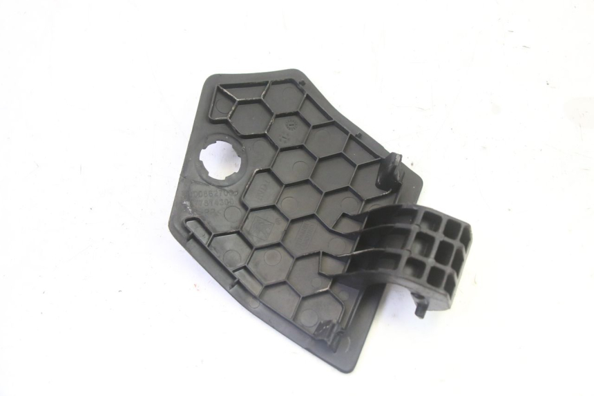 photo de FUEL FLAP PEUGEOT CITYSTAR 50 (2013 - 2017) - Zoom on usage condition