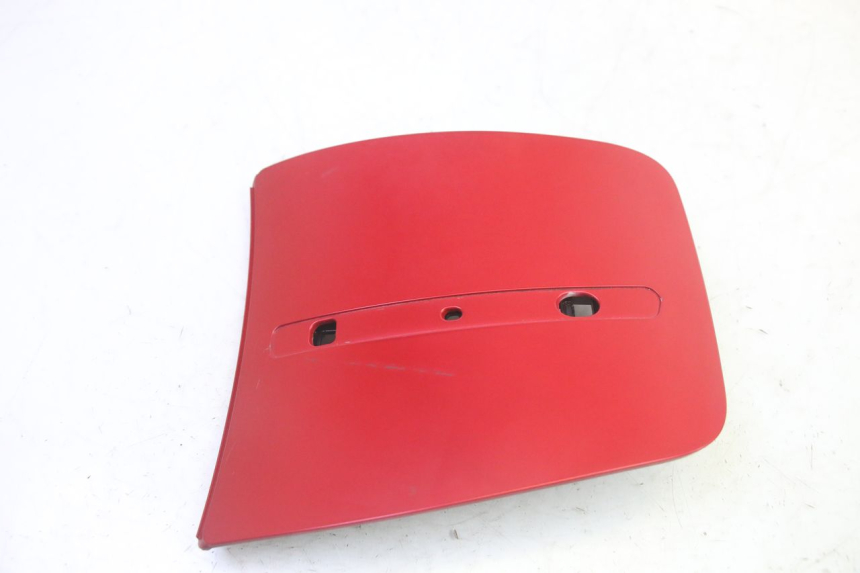 photo de FUEL FLAP PEUGEOT DJANGO 4T 50 (2014 - 2019) - Zoom on usage condition