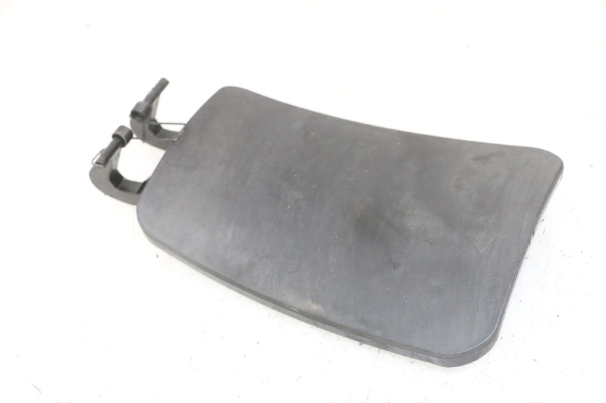 photo de FUEL CAP PIAGGIO MP3 LT 400 (2007 - 2012) - Zoom on usage condition