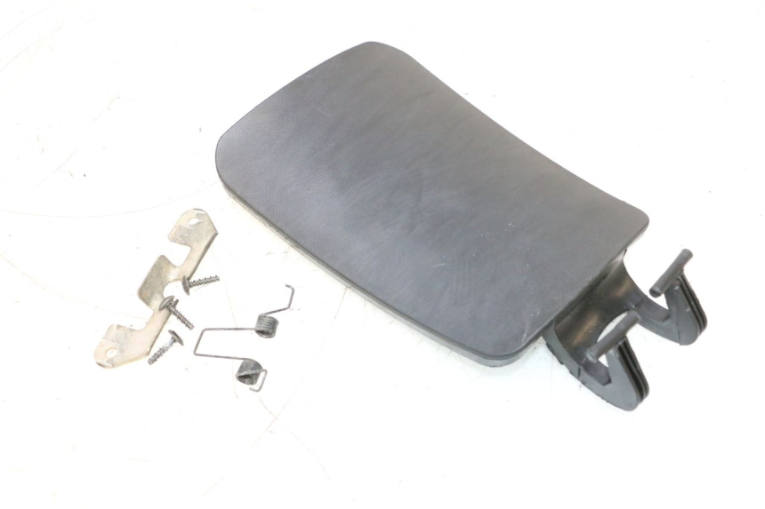 photo de FUEL FLAP PIAGGIO MP3 RL 250 (2006 - 2010) - Main view