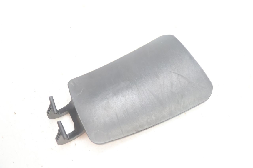 photo de FUEL FLAP PIAGGIO MP3 125 (2006 - 2014) - Main view