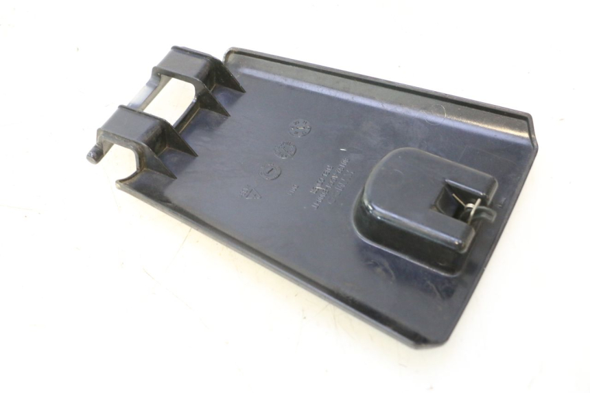 photo de FUEL FLAP KYMCO LIKE 4T 50 (2019 - 2025) - Surface and material condition
