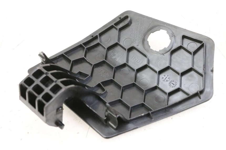 photo de FUEL FLAP PEUGEOT CITYSTAR 125 (2011 - 2017) - Zoom on usage condition