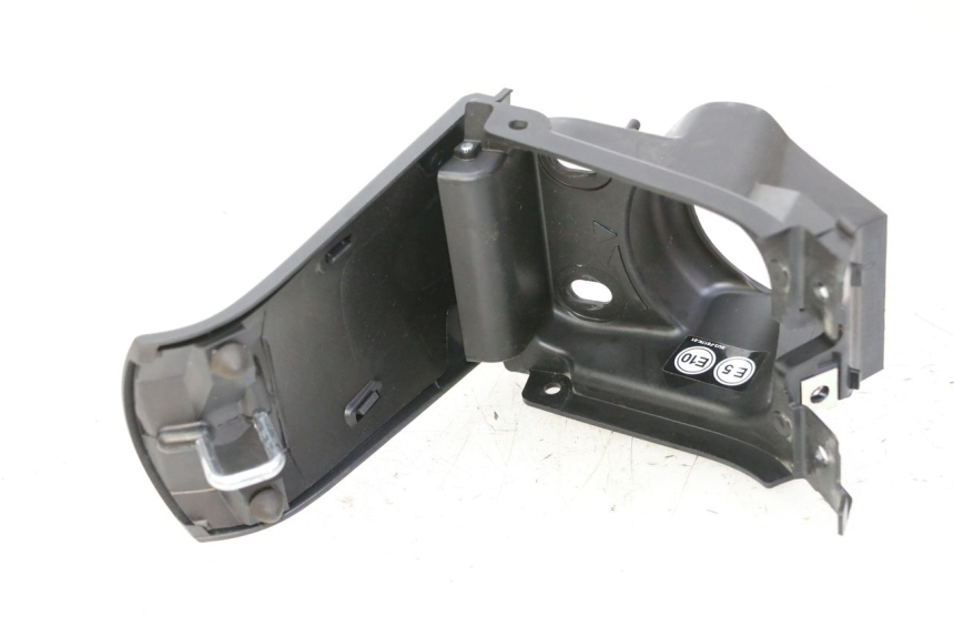 photo de FUEL FLAP YAMAHA XMAX X-MAX 125 (2021 - 2025) - Alternative perspective