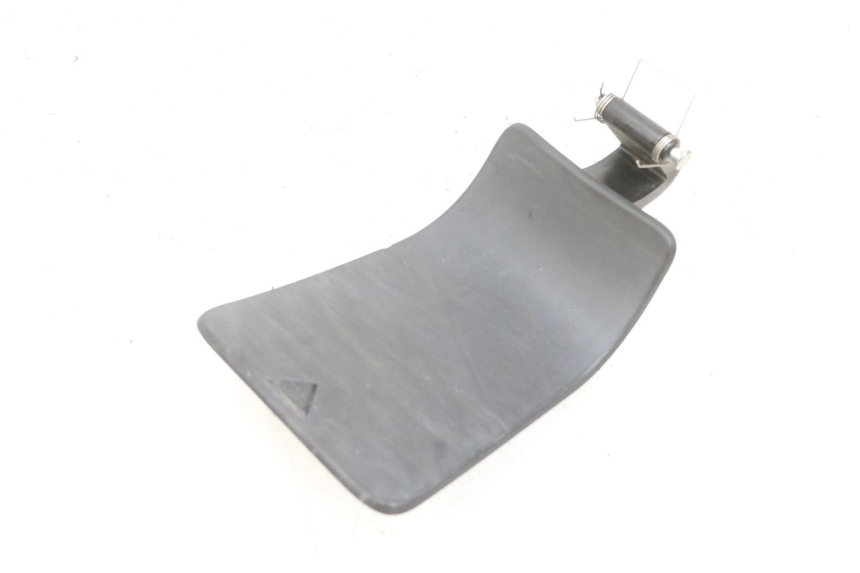 photo de FUEL FLAP YAMAHA X-MAX XMAX 125 (2010 - 2013) - Alternative perspective