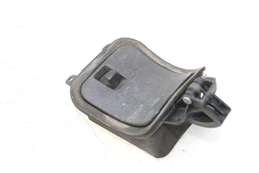 photo de FUEL CAP YAMAHA XMAX X-MAX 125 (2006 - 2009) - Product overview
