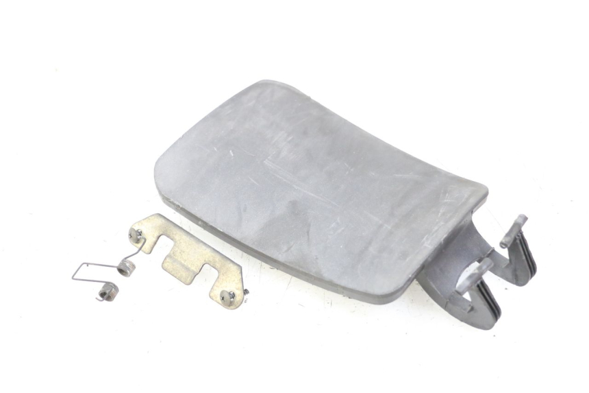 photo de FUEL CAP PIAGGIO X8 125 (2004 - 2007) - Zoom on usage condition