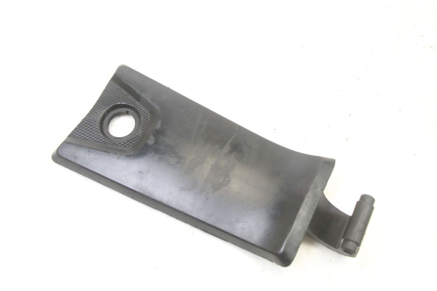 photo de FUEL FLAP YAMAHA YP X-MAX XMAX 400 (2014 - 2017) - Main view