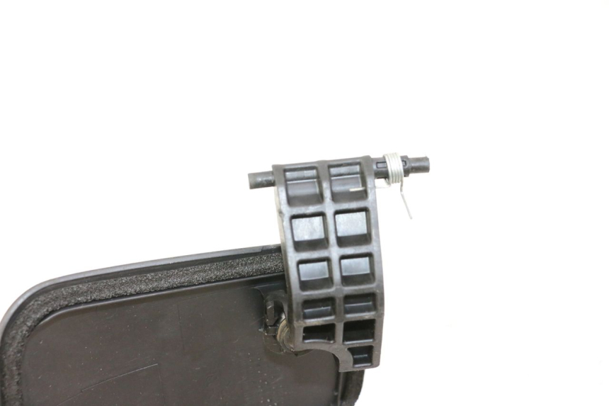 photo de FRONT INSPECTION COVER SUZUKI BURGMAN 125 (2007 - 2014) - Component detail