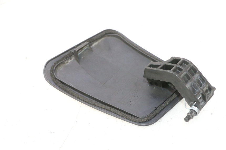 photo de FRONT INSPECTION COVER SUZUKI BURGMAN 125 (2007 - 2014) - Component detail
