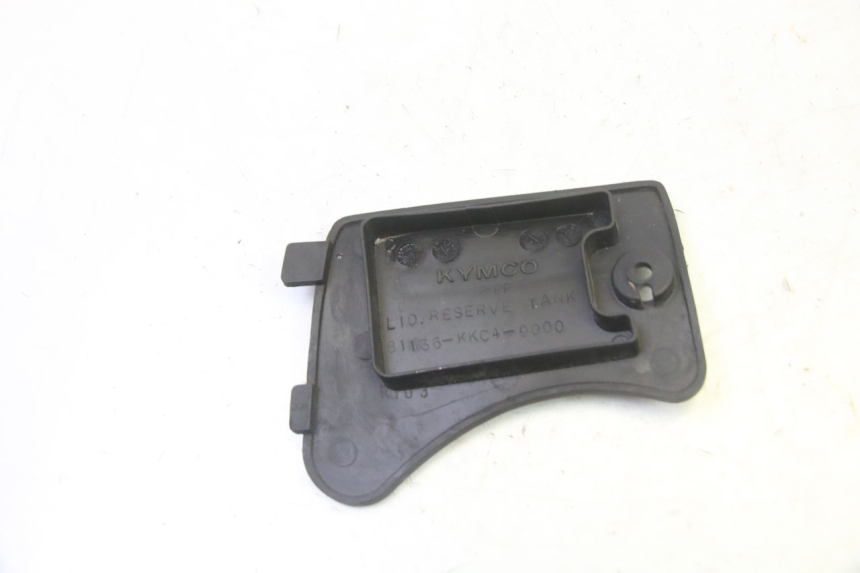 photo de FRONT INSPECTION COVER KYMCO GRAND DINK 125 (2008 - 2014) - Zoom on usage condition