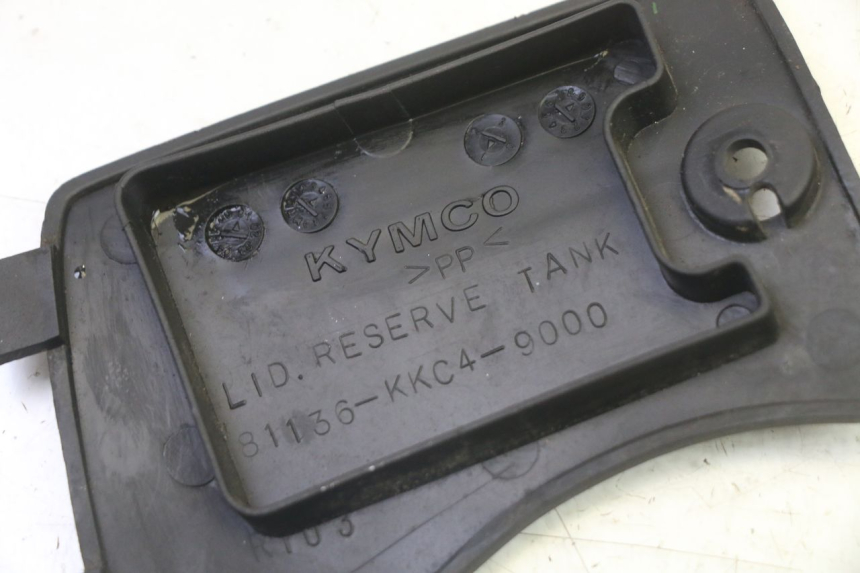 photo de FRONT INSPECTION COVER KYMCO GRAND DINK 125 (2008 - 2014) - Technical close-up