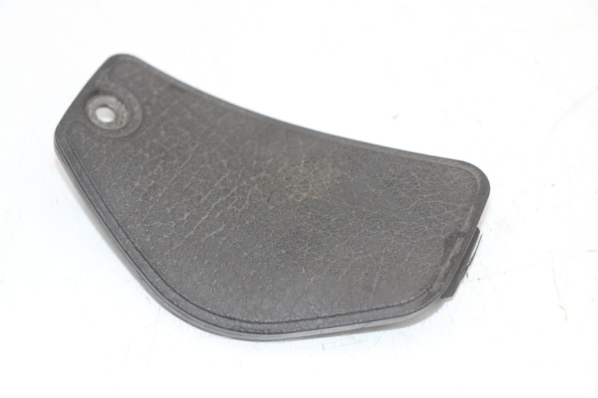 photo de FRONT INSPECTION COVER PIAGGIO MP3 125 (2006 - 2014) - Zoom on usage condition