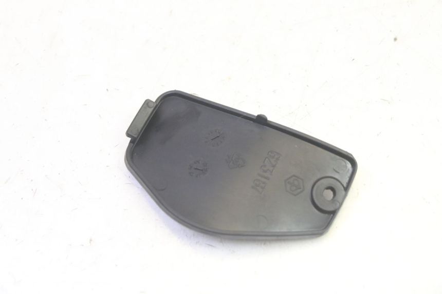 photo de FRONT INSPECTION COVER PIAGGIO MP3 RL 250 (2006 - 2010) - Alternative perspective