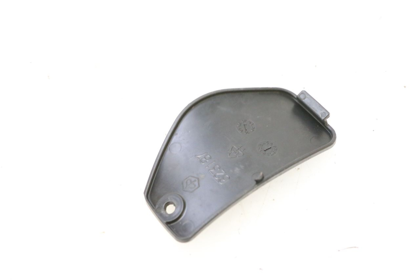 photo de FRONT INSPECTION COVER PIAGGIO MP3 125 (2006 - 2014) - Zoom on usage condition