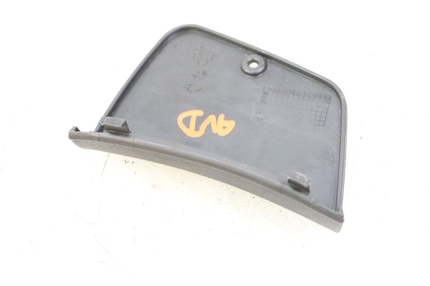 photo de FRONT INSPECTION COVER PIAGGIO X8 125 (2004 - 2007) - Component detail