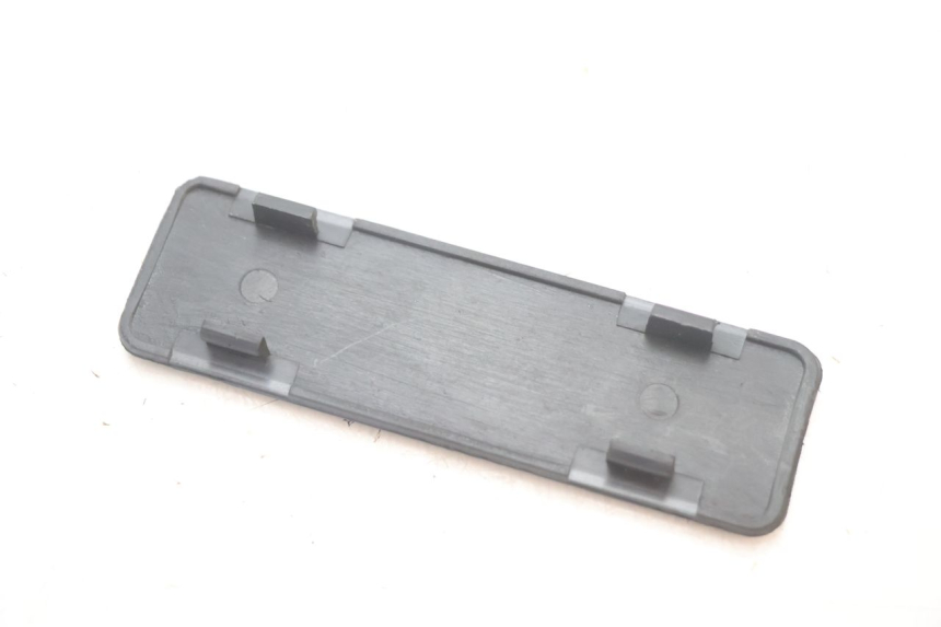 photo de FRONT INSPECTION COVER FYM SCOOTERONE 125 (2006 - 2008) - Component detail