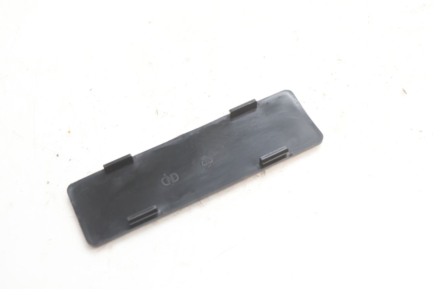 photo de FRONT INSPECTION COVER VASTRO STREET S 50 (2016 - 2021) - Zoom on usage condition