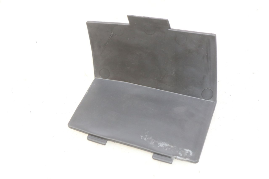 photo de RIGHT ACCESS PANEL APRILIA ATLANTIC 125 (2003 - 2009) - Main view