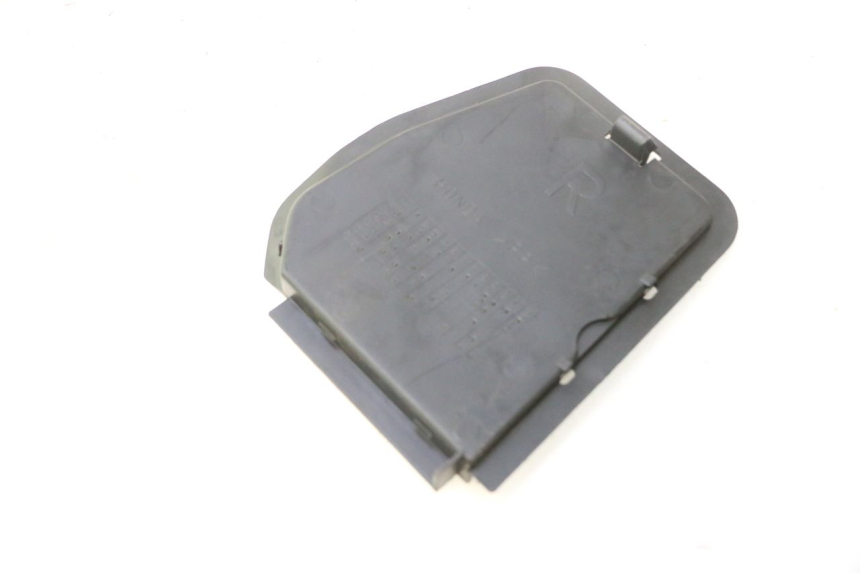 photo de RIGHT INSPECTION COVER HONDA FJS SILVER WING SILVERWING 400 (2005 - 2008) - Component detail
