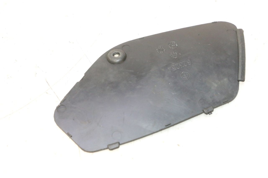 photo de RIGHT ACCESS PANEL PIAGGIO MP3 125 (2006 - 2014) - Component detail