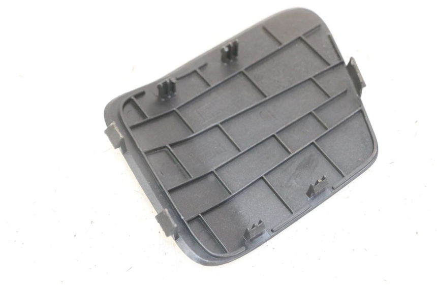 photo de RIGHT INSPECTION COVER PEUGEOT SATELIS 125 (2013 - 2018) - Component detail