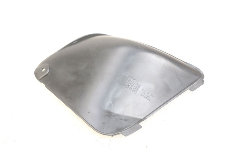 photo de RIGHT ACCESS PANEL HONDA VISION NSC R 50 (2013 - 2015) - Component detail