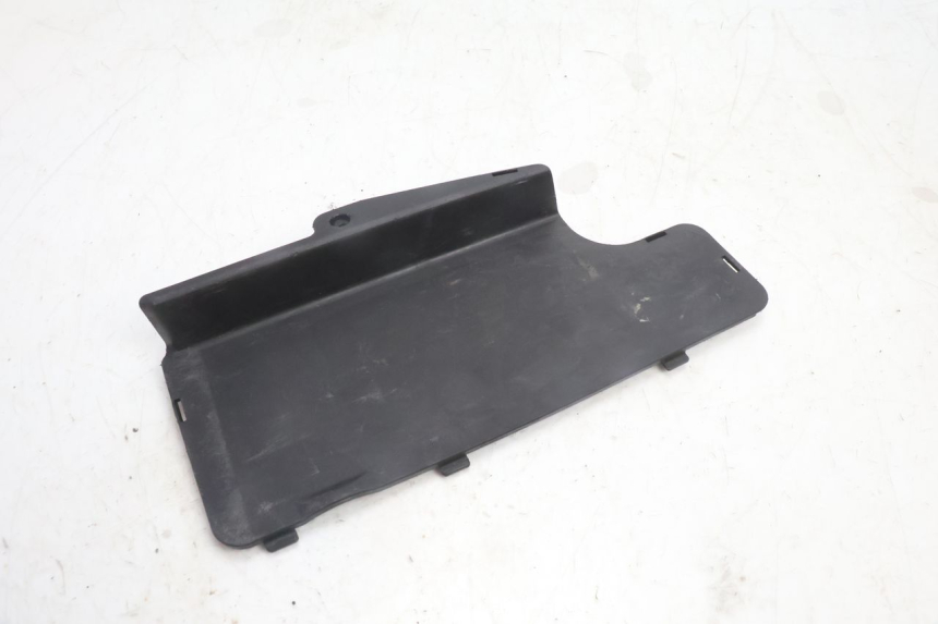 photo de INSPECTION COVER HONDA FES PANTHEON 2T 125 (1998 - 2002) - Component detail