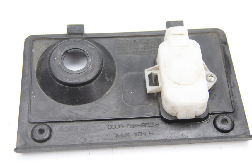 photo de INSPECTION COVER HONDA FES PANTHEON 125 (2003 - 2007) - Alternative perspective