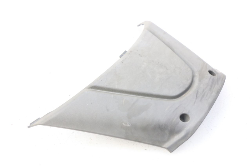 photo de ACCESS PANEL PIAGGIO FLY 100 (2006 - 2010) - Zoom on usage condition