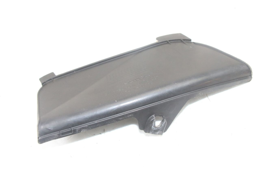 photo de LEFT INSPECTION COVER HONDA PCX (JF57/JF64) 125 (2014 - 2018) - Zoom on usage condition