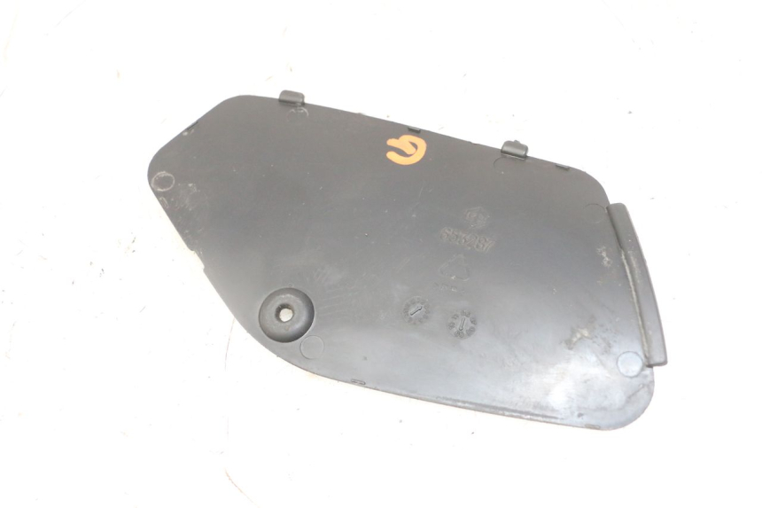 photo de LEFT SIDE ACCESS PANEL PIAGGIO MP3 LT 400 (2007 - 2012) - Component detail