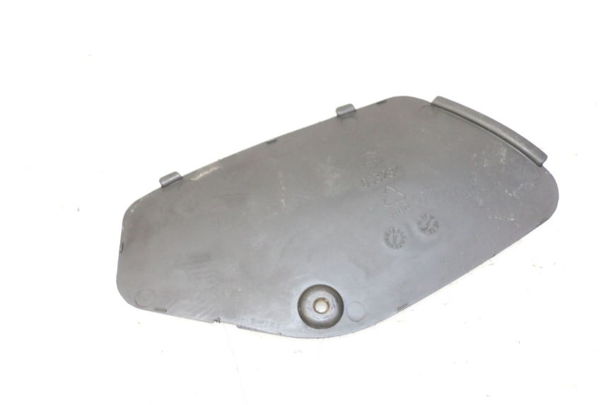 photo de LEFT SIDE ACCESS PANEL PIAGGIO MP3 LT 300 (2010 - 2016) - Component detail