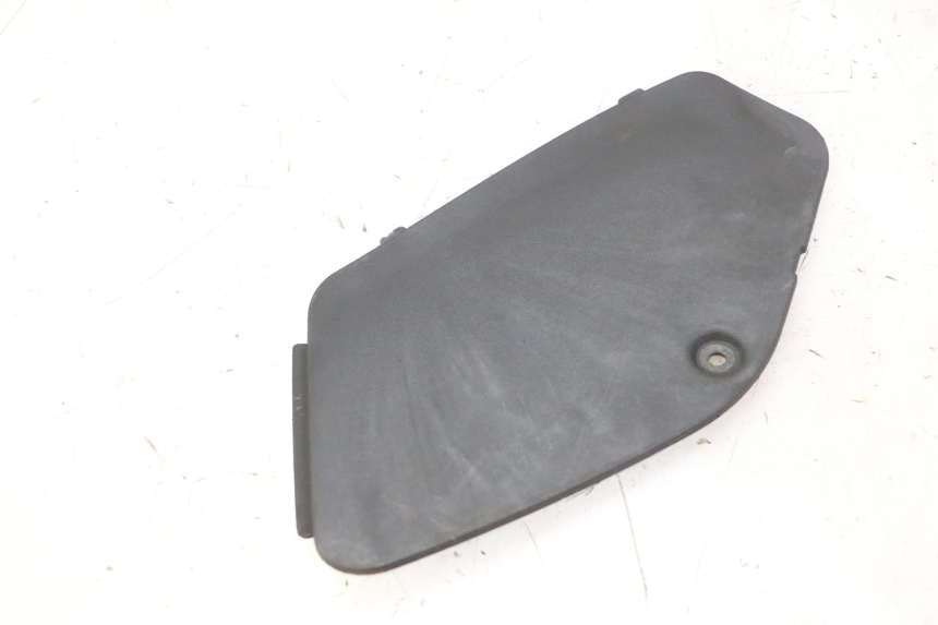 photo de LEFT INSPECTION COVER PIAGGIO MP3 RL 250 (2006 - 2010) - Component detail