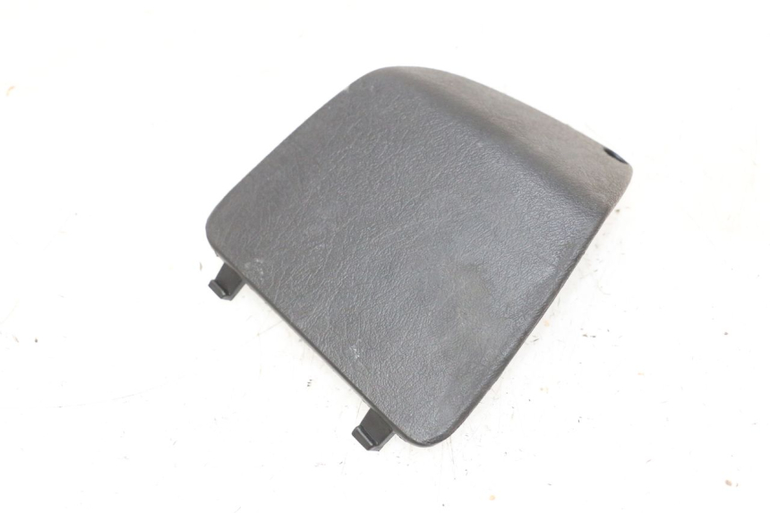 photo de LEFT INSPECTION COVER PIAGGIO VESPA GTS SUPER IE 125 (2009 - 2016) - Main view