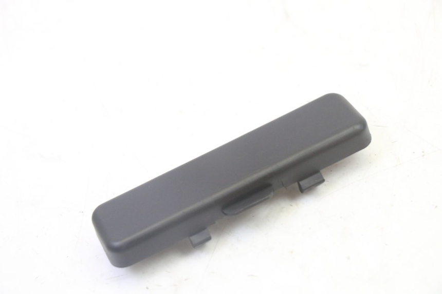 photo de ACCESS PANEL PEUGEOT KISBEE 2T 50 (2010 - 2017) - Zoom on usage condition