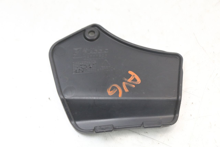 photo de INSPECTION COVER PIAGGIO MP3 HPE 350 (2018 - 2020) - Technical close-up