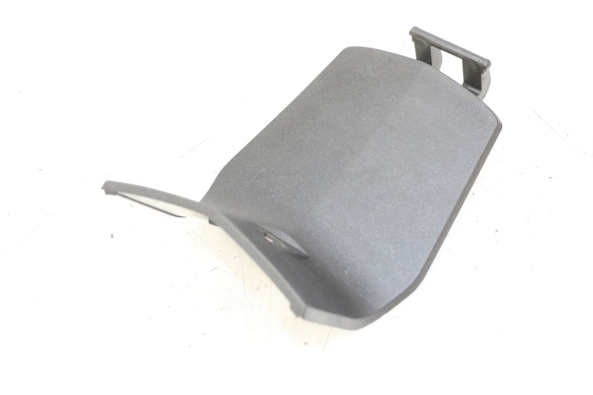 photo de INSPECTION COVER PEUGEOT SATELIS 125 (2013 - 2018) - Alternative perspective