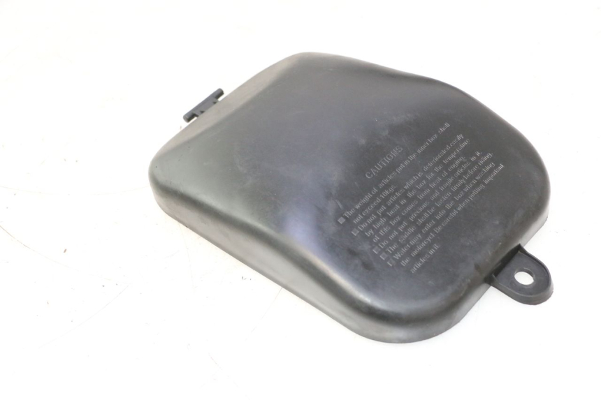 photo de INSPECTION COVER LAZIO RENO 50 (2016 - 2021) - Zoom on usage condition