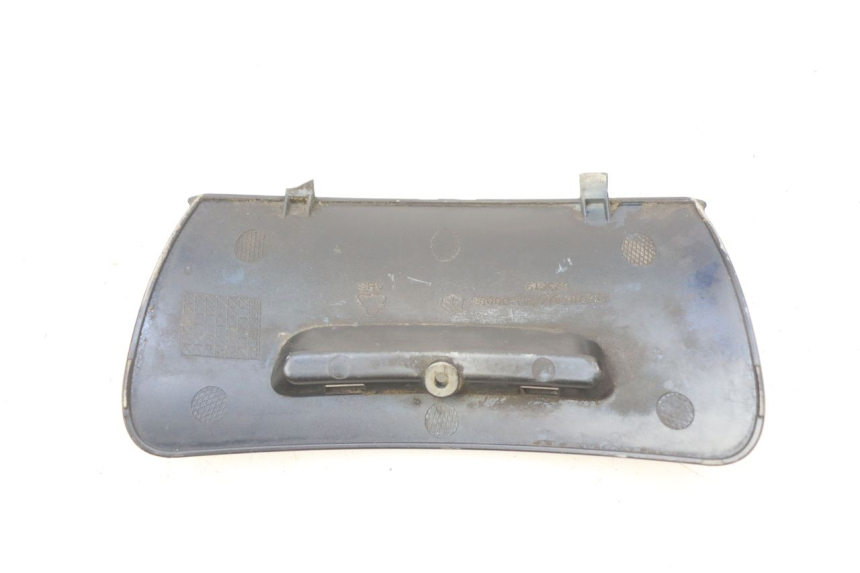 photo de ACCESS PANEL PIAGGIO VESPA PRIMAVERA 2T 50 (2013 - 2018) - Component detail