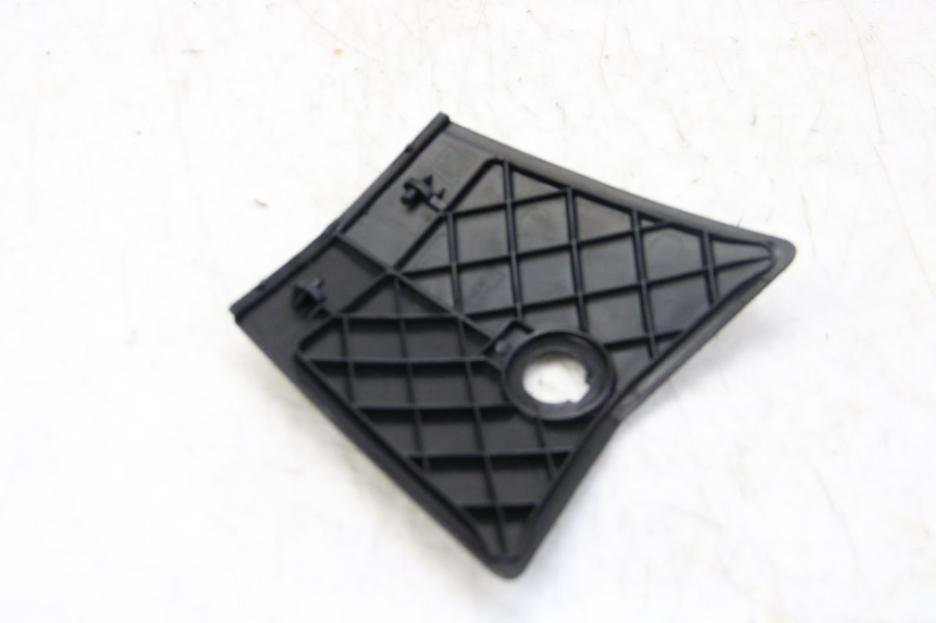 photo de ACCESS PANEL PEUGEOT VIVACITY NEW 2T 50 (2008 - 2017) - Zoom on usage condition