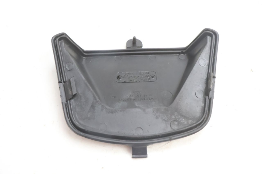 photo de INSPECTION COVER PEUGEOT VIVACITY 50 (2004 - 2009) - Zoom on usage condition
