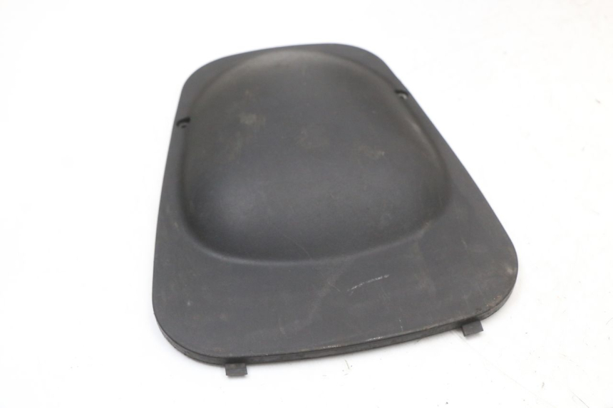 photo de ACCESS PANEL PIAGGIO XEVO - X EVO 125 (2007 - 2017) - Zoom on usage condition