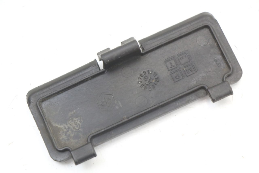 photo de ACCESS PANEL PIAGGIO XEVO - X EVO 125 (2007 - 2017) - Component detail
