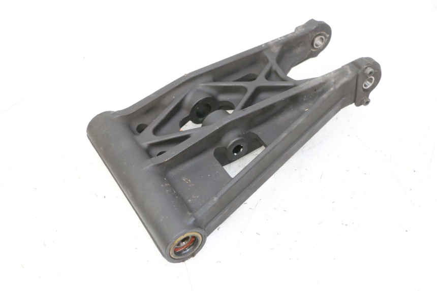 photo de FRONT WISHBONE CONTROL ARM QUADRO 4 4D 350 (2015 - 2018) - Zoom on usage condition