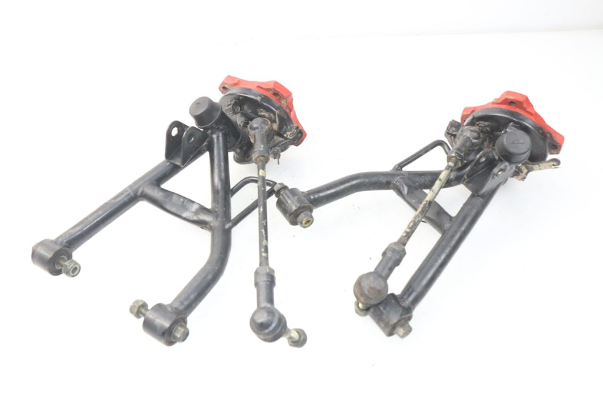 photo de FRONT WISHBONE CONTROL ARM ADLY RS SUPERSONIC 50 (2005 - 2010) - Fixing points details