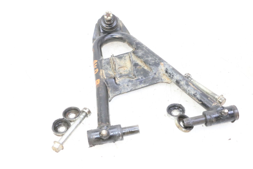 photo de FRONT WISHBONE CONTROL ARM YAMAHA YFM R RAPTOR 250 (2008 - 2014) - High-resolution close-up