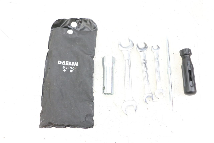 photo de TOOL KIT DAELIM A-FOUR 2T 50 (2005 - 2012) - Main view